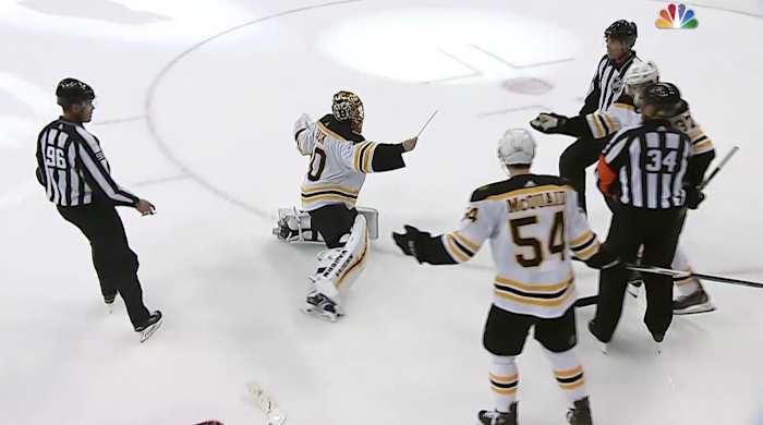 skate-throw-pirates-bruins-lightning.png